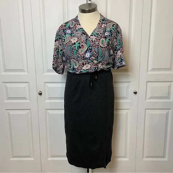 Double Breasted Retro Patterned Blouse - Picture 3 of 10